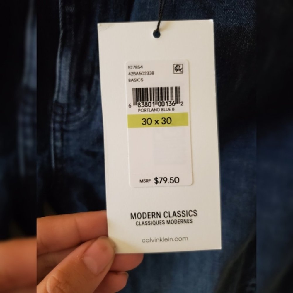 🆕️Calvin Klein Jean's *Brand New with Tags* - Picture 5 of 7